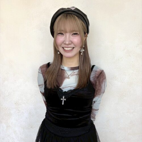 山本 侑依